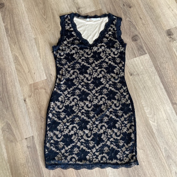 NWOT Stretch Mini Lace Dress - Picture 1 of 7
